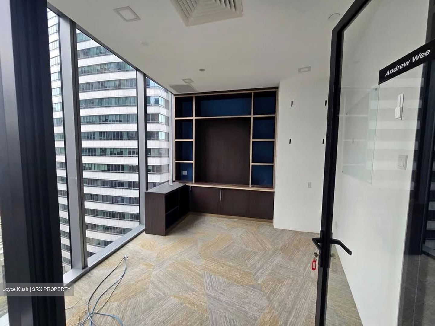 PLUS (D1), Office #564599901